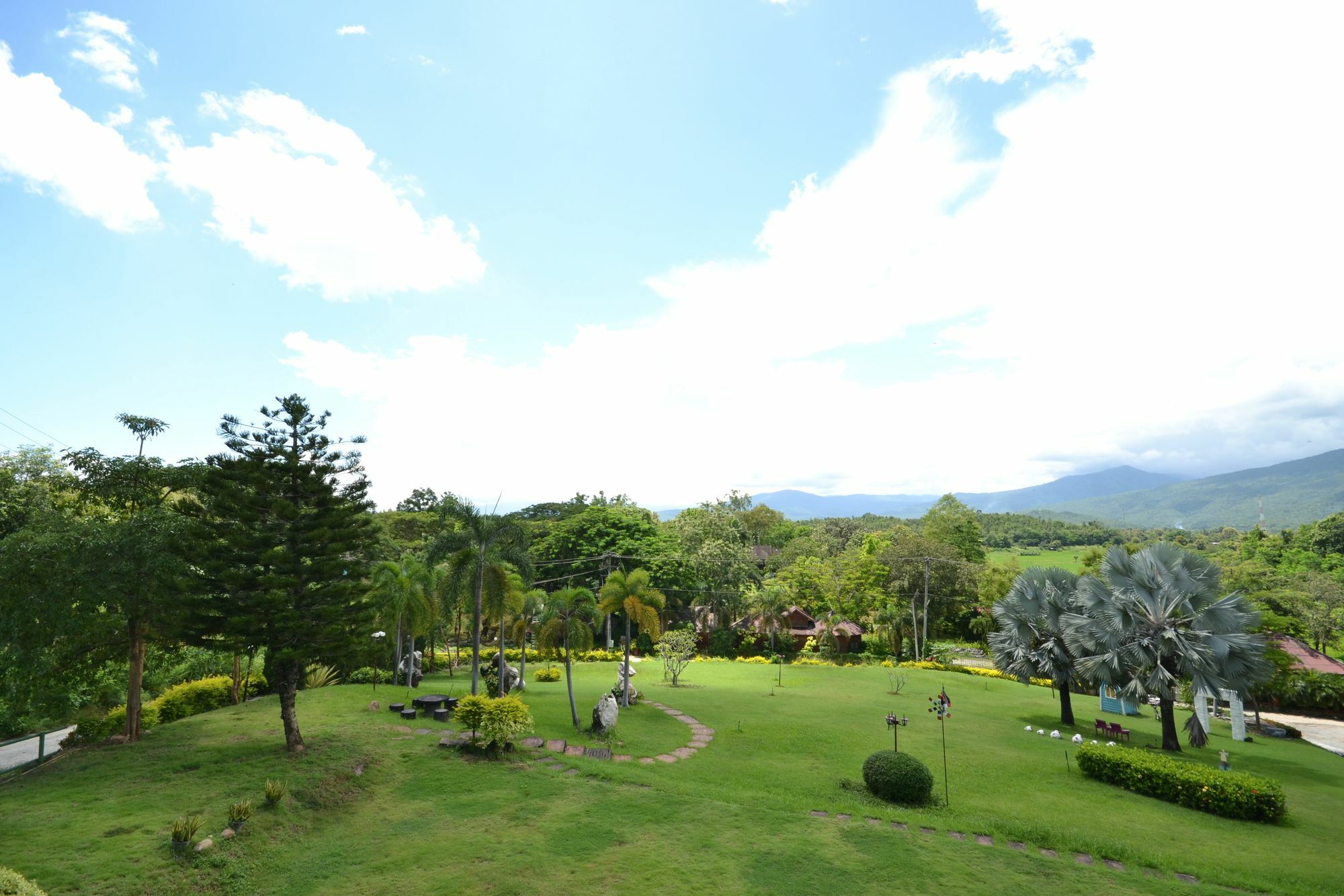 Touch Star Resort - Doi Inthanon Chom Thong Luaran gambar