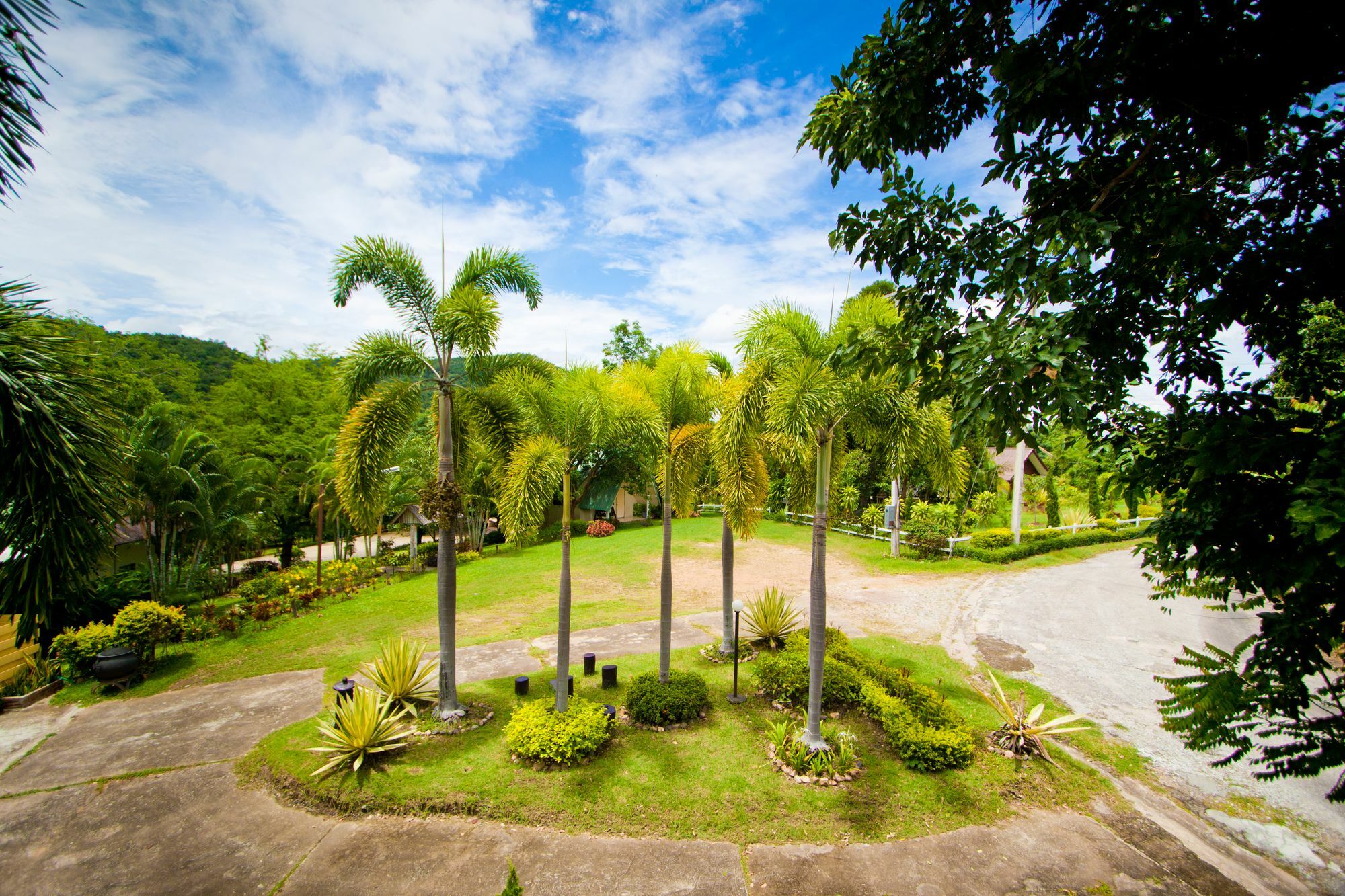 Touch Star Resort - Doi Inthanon Chom Thong Luaran gambar